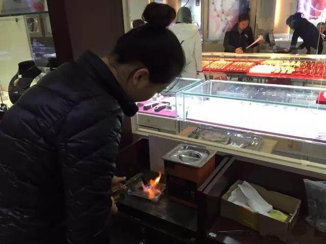 黃金首飾以舊換新，為什么要火燒？看完你就懂了......