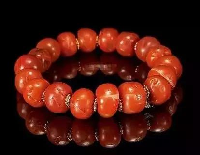 穿紅戴紅，一世不窮！但你知道，南紅佩戴也是有禁忌的嗎？