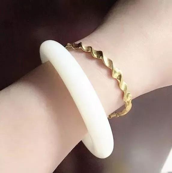 糾結！金手鏈、金手鐲到底該買哪一個？看完秒選~