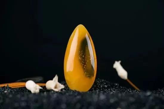 這10種首飾不能24小時天天戴！連洗澡做飯時都不摘下，等著壞吧！