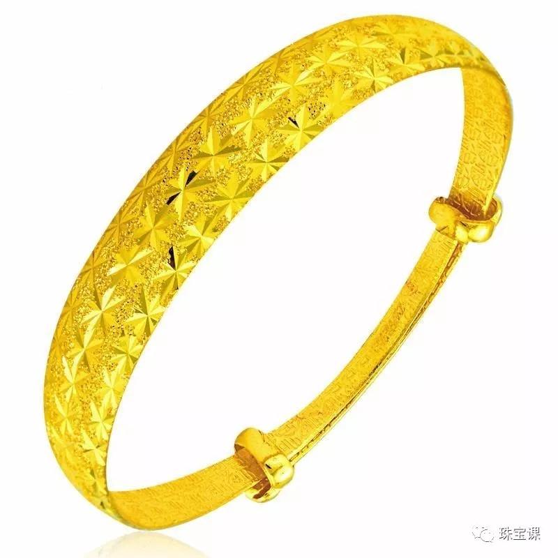 黃金手鐲花紋寓意大全 | 陳妍希與胡杏兒中式婚禮最惹眼！