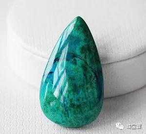 鳳凰石哪種顏色好？鳳凰石和孔雀石的區別