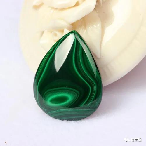 鳳凰石哪種顏色好？鳳凰石和孔雀石的區別