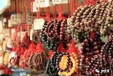 這些售價千元的“開光”飾品，成本不到10塊