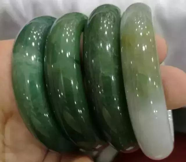 珠寶保養不保養，區別這么大？沒看到圖片之前我是不信的...