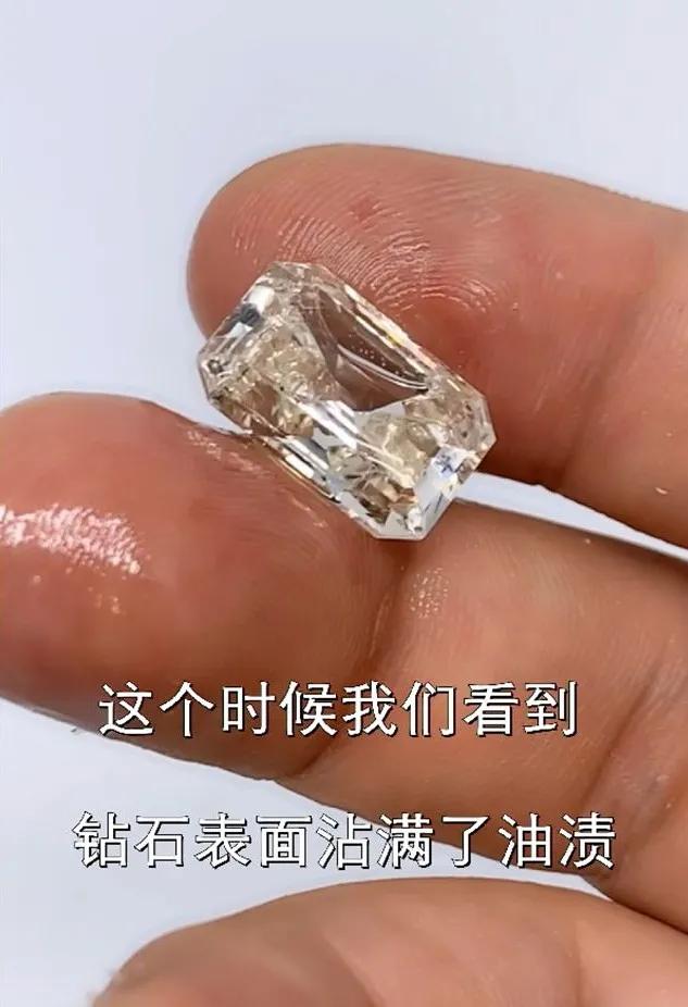 暴曬的天氣千萬別戴這些珠寶！輕則開裂、失去光澤，重則有可能報廢…