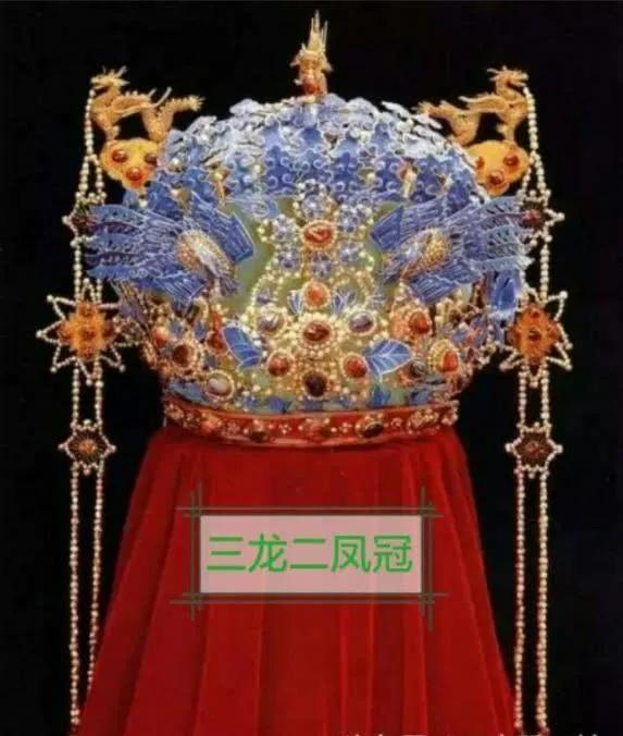 這個中國人的鉆石口罩，鑲3600顆鉆石，總價1045萬……