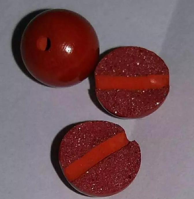 最近好多人都悄悄玩起了這個朱砂，它會是文玩界的新寵嗎？