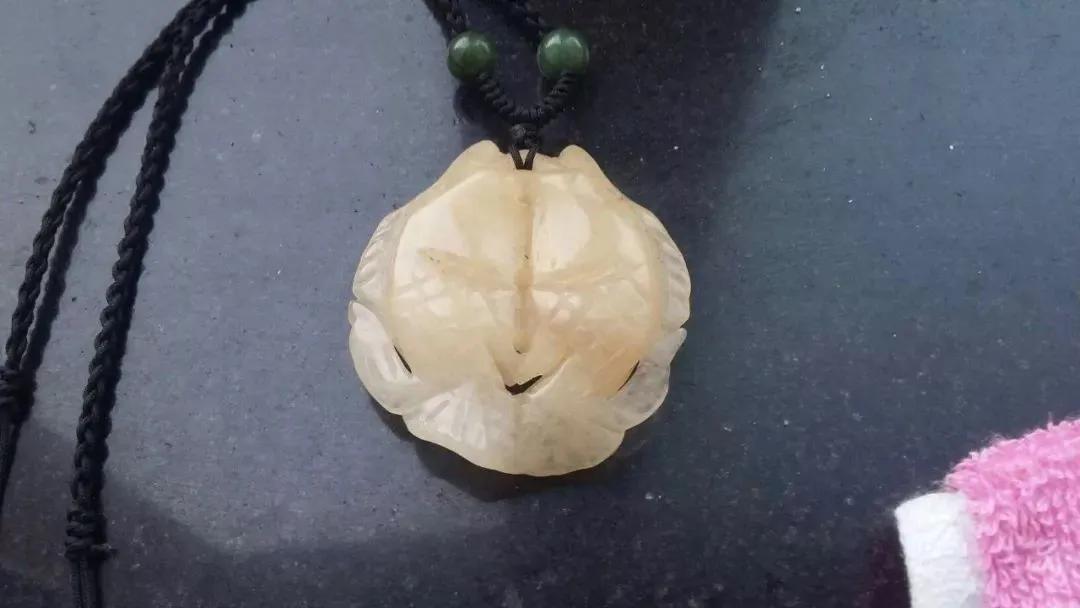 鉆石容易變黃-金銀容易變黑，珠寶保養妙招