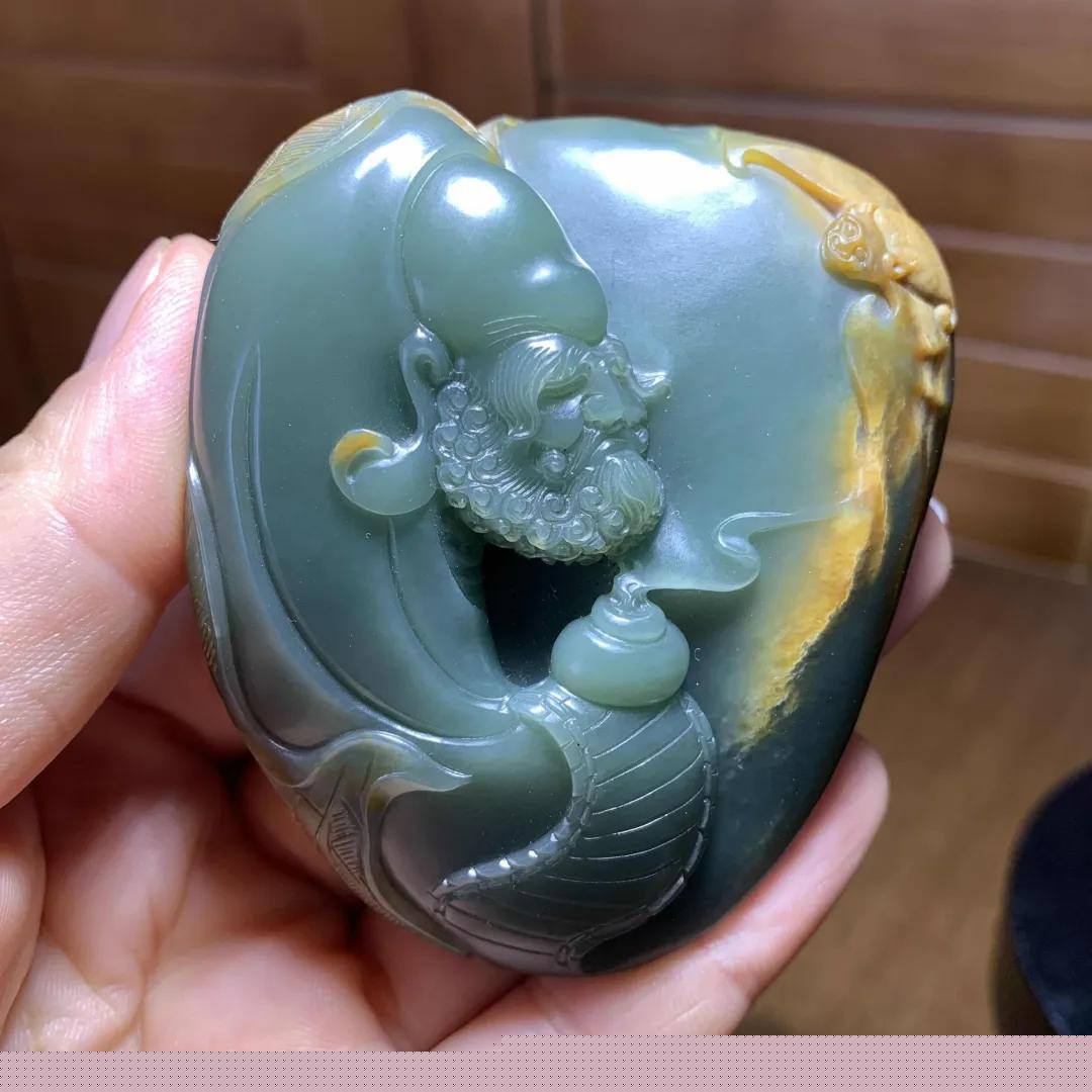 東北的這種玉五年瘋漲一百倍！它會是玉石界的又一匹黑馬嗎？岫巖玉