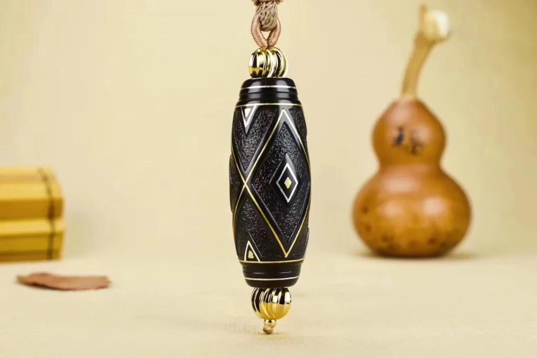 看過這些天珠，我覺得李連杰的上億天珠都不香了！