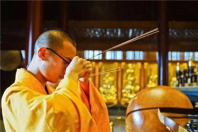 經期、懷孕不能進寺廟？給佛像拍照減壽？99%的人都不懂拜佛規矩！