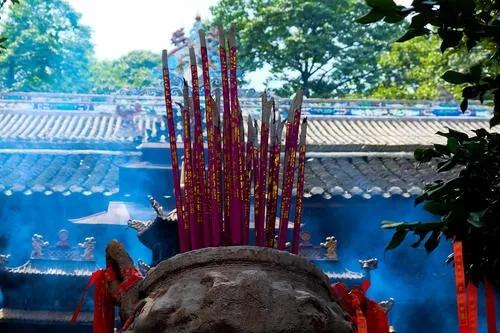 經期、懷孕不能進寺廟？給佛像拍照減壽？99%的人都不懂拜佛規矩！