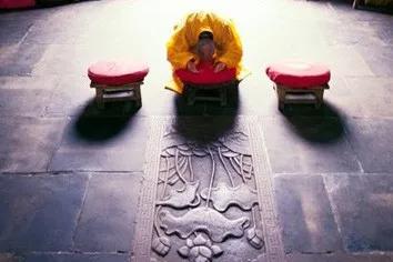 經期、懷孕不能進寺廟？給佛像拍照減壽？99%的人都不懂拜佛規矩！