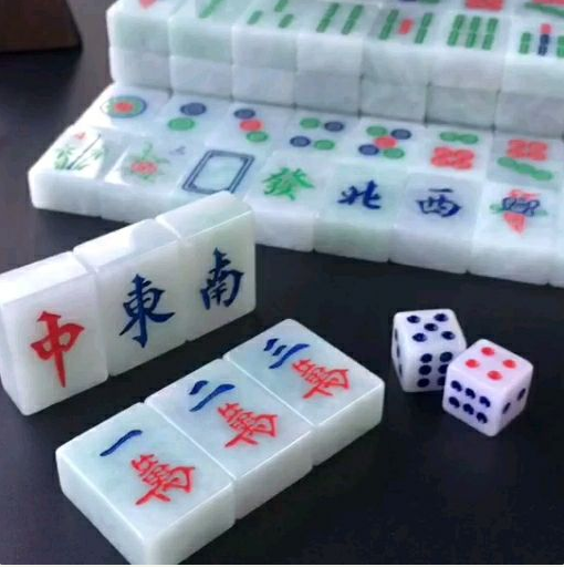 盤點最奇葩的珠寶設計，承包了我一年的笑點！！