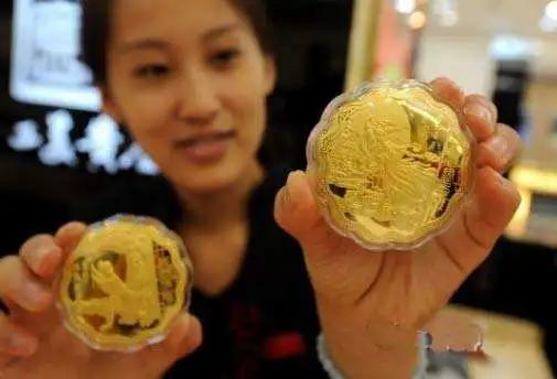 選購黃金首飾，是“按克好”還是“按件好”，內行人道出實情！