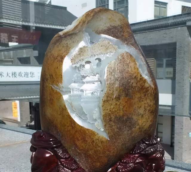 花900元得了塊梨皮石，是撿大漏了嗎？