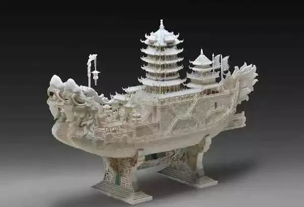 你手里的“地攤貨”,在老祖宗手里身價千萬?都是戴首飾,差別卻這么大……