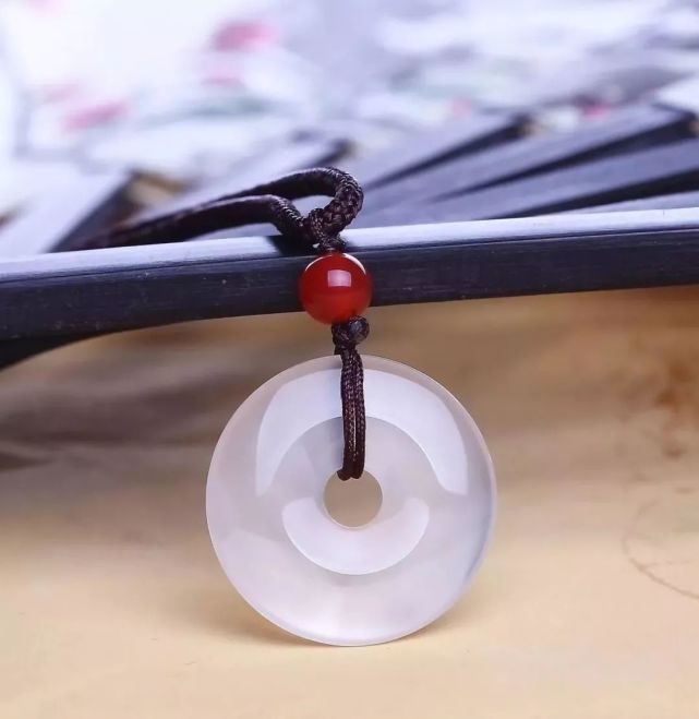 平安扣為什么是最經典的首飾元素?原來還有這么多講究……