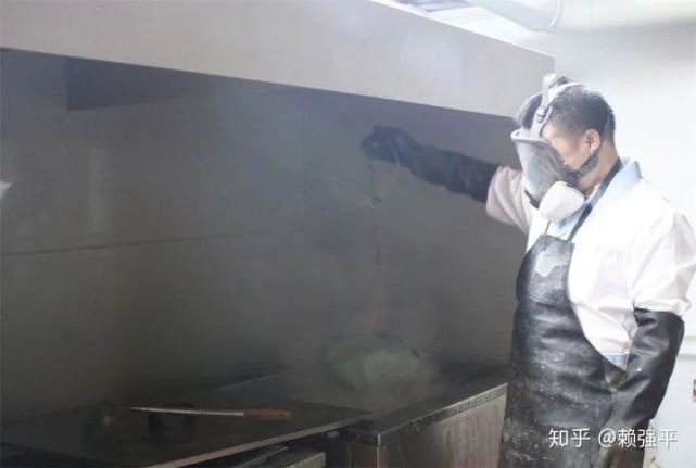 硬金首飾“黑內衣”的秘密