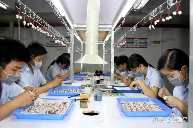 硬金首飾“黑內衣”的秘密