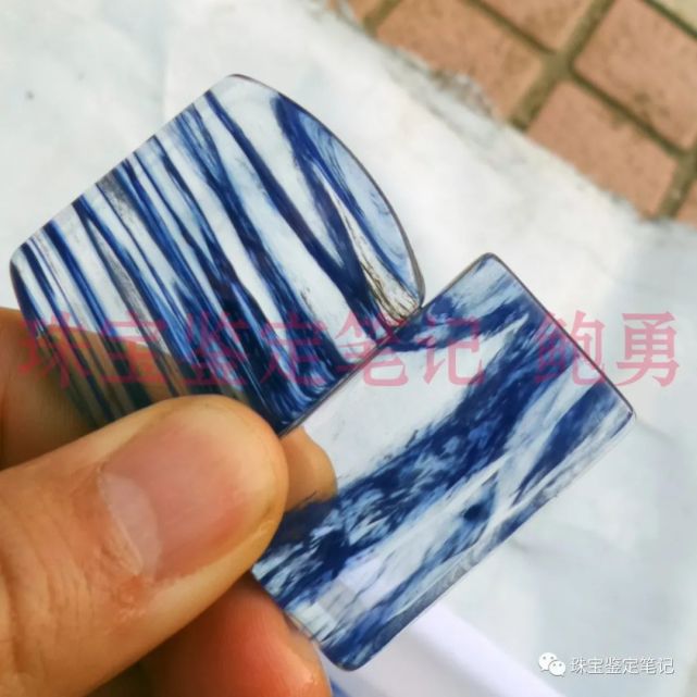 檢測案例:藍幽靈水晶檢測——藍臉的“竇爾墩”原來是李鬼!