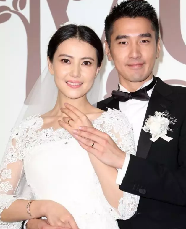 求婚戒指和結婚戒指有什么區別?能只買一個嗎?