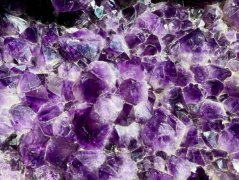 紫水晶|大牌珠寶的常客，拍賣場上的寵兒