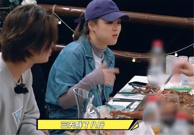 世界對胖女孩的惡意這么大？胖了就不能穿衣服戴珠寶嗎？