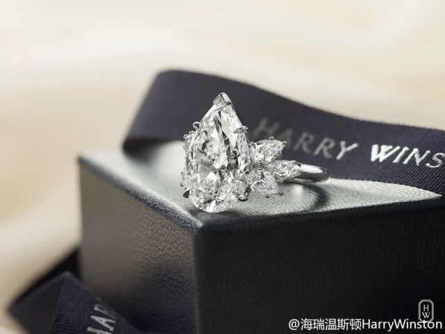 入選"全球最美面孔"的朱珠,她選擇的結婚鉆戒是?