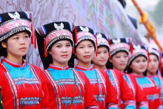 這4種銀，女人一戴就會出事？排毒、治病、保健，竟然沒一個是真的！