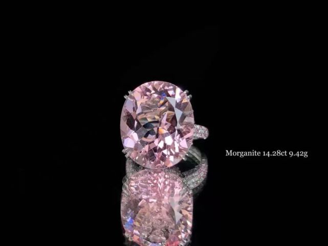 結婚紀念日汪小菲送大S鉆戒，不同年份各適合送什么？