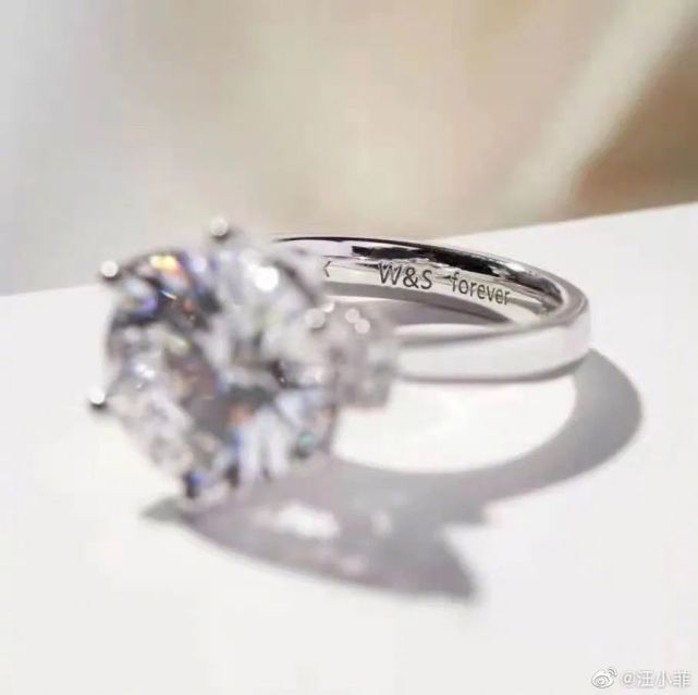 結婚紀念日汪小菲送大S鉆戒，不同年份各適合送什么？