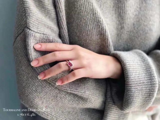 結婚紀念日汪小菲送大S鉆戒，不同年份各適合送什么？