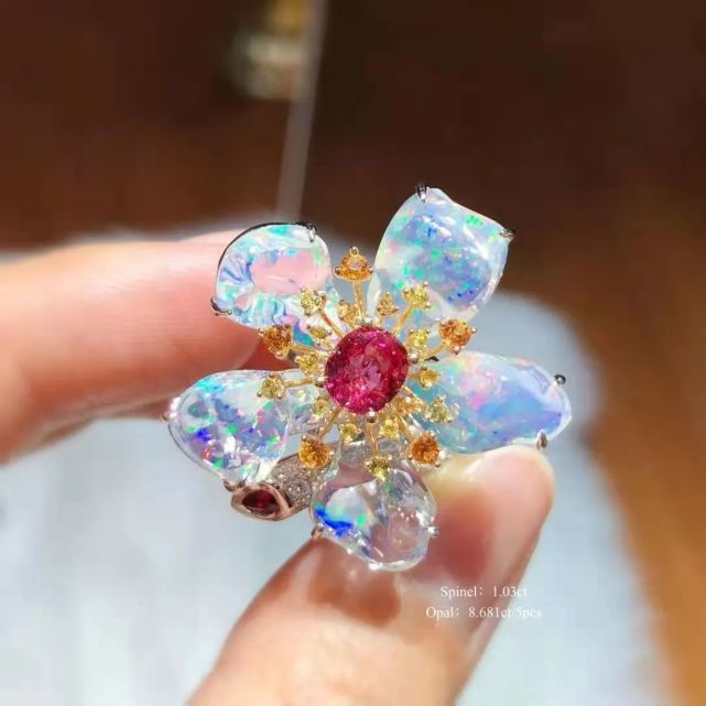 結婚紀念日汪小菲送大S鉆戒，不同年份各適合送什么？
