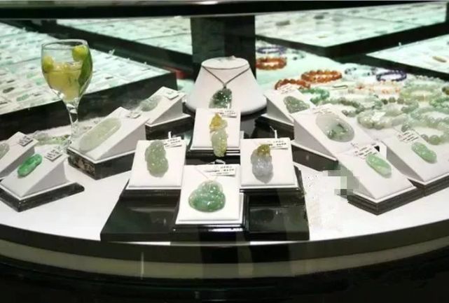 奸商又被央視打假了！這4大騙局坑人無數，你可別做冤大頭…珠寶首飾購買須知