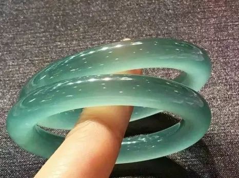 你的玉鐲買虧了嗎?不玩虛的,手把手教你如何買最實惠、不被騙!(推薦收藏)