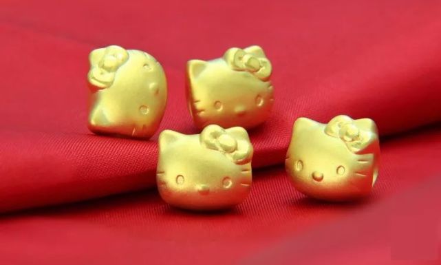 這種黃金首飾給人的感覺就是:又便宜又好看