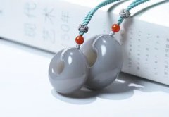 戴玉顯老？女人戴玉一定得避開這3點，不是迷信！