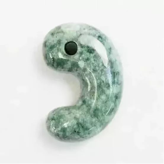 翡翠|翡翠的8個誤區:洗澡不能戴?只有緬甸產?原來這些年都被騙了……