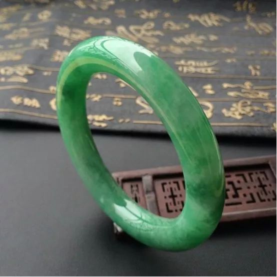 翡翠|翡翠的8個誤區:洗澡不能戴?只有緬甸產?原來這些年都被騙了……