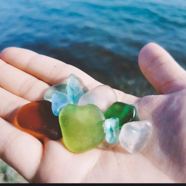 路上撿到好看的石頭,萬一是寶石呢?