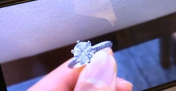 婚禮當天要戴假戒指?這種說法你們那里有嗎?