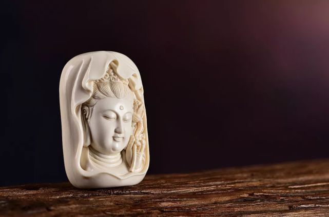 淘寶上買東西被判刑？珠寶里的“一紅二黑三白”千萬不能碰