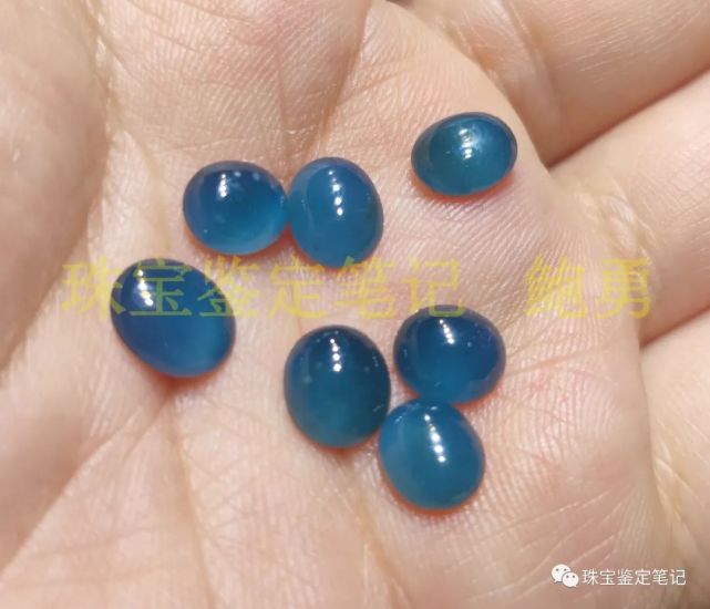 泰國市場驚現《罕見的“藍翡翠”》,為何國內少有報道呢?