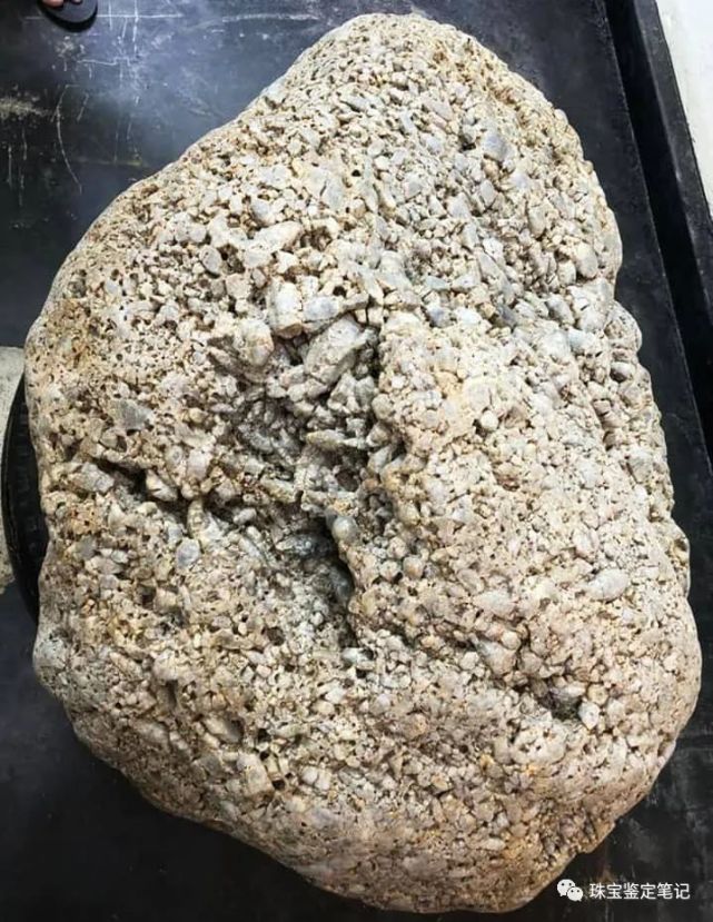 重510公斤的星光藍寶石集群---偶得之石(Serendipity Sapphire)長啥樣?寶石集群是個啥?