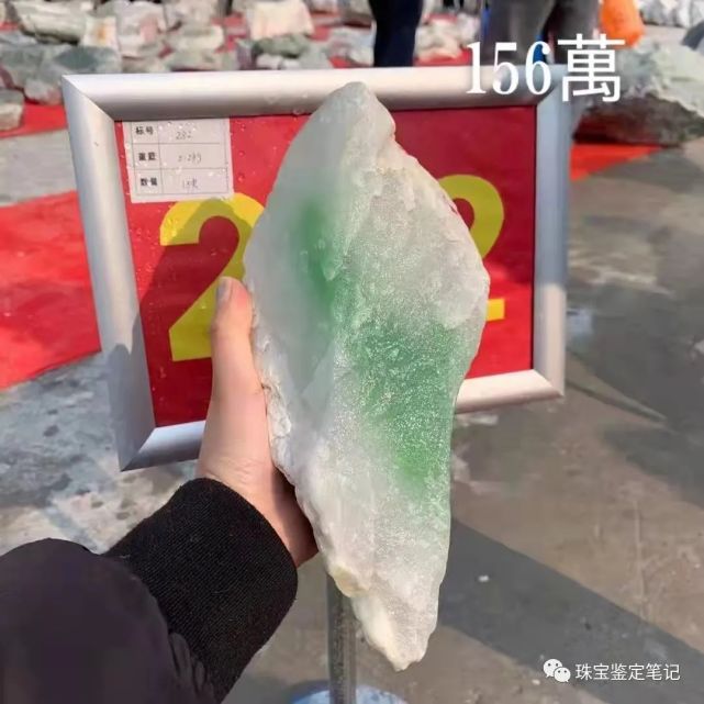 2021年珠寶圈十大熱詞【朋友圈刷屏事件】