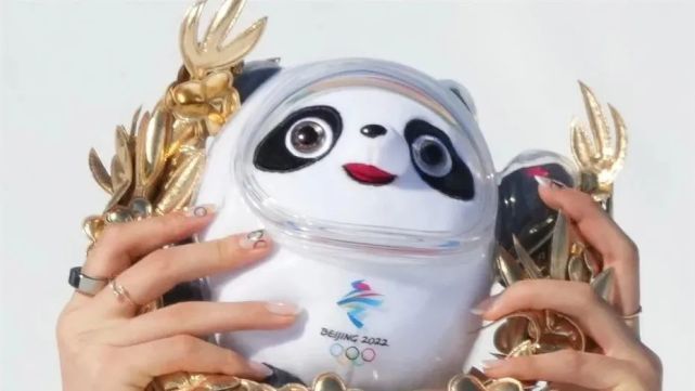 蒂芙尼這波賺了,被谷愛凌戴著全球刷臉