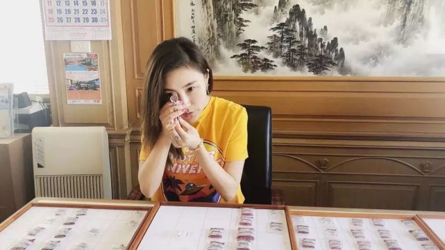 人氣身價雙高!彩寶之王紅寶石,讓人一目了然的高貴感!