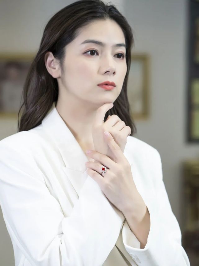 別瞎戴!彩色寶石是真靈!不同顏色不同神效,戴錯不光丑還影響心情!